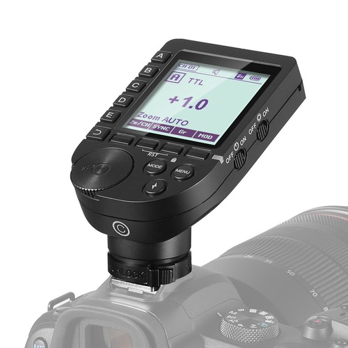 Trasmettitore trigger flash